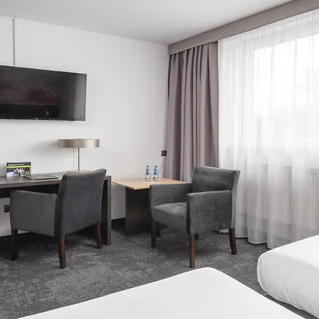 B&B Hotel Bytom فندق بيتوم