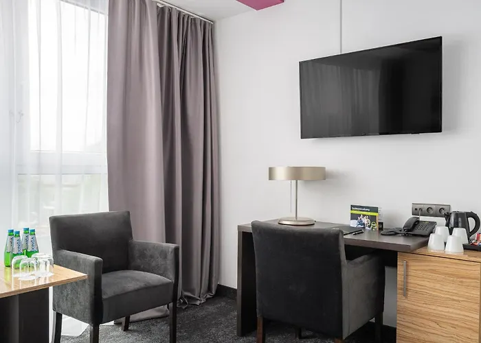 Отель B&B Hotel Bytom