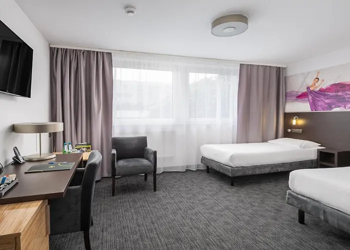 B&B Hotel Bytom מלון