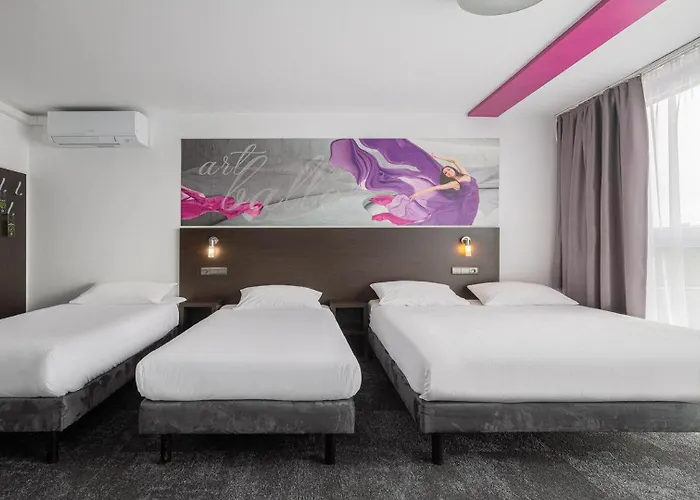 B&B Hotel Bytom Отель