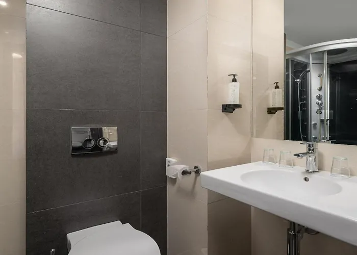 B&B Hotel Bytom 3* ביטום