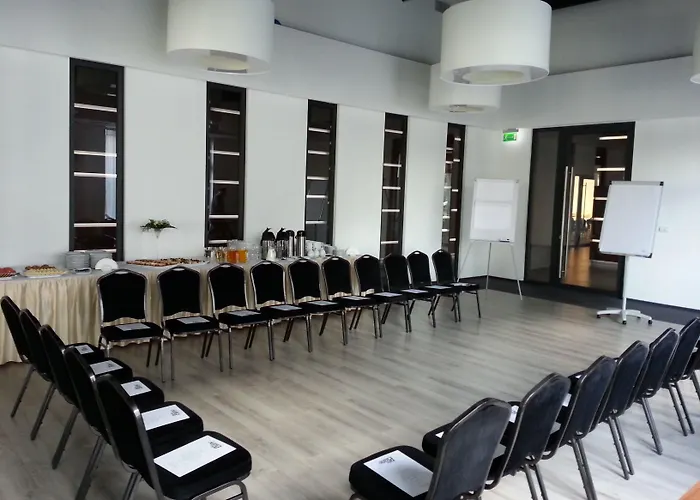 B&B Hotel Bytom Отель 3*