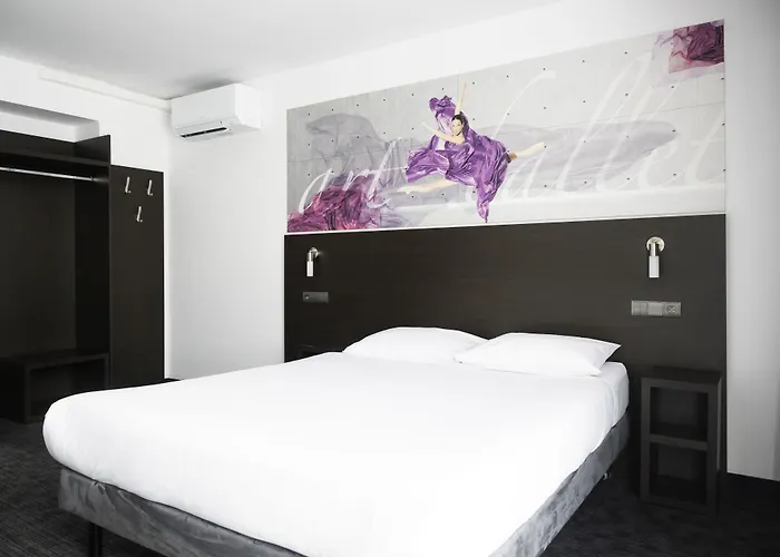 B&B Hotel Bytom Отель 3*