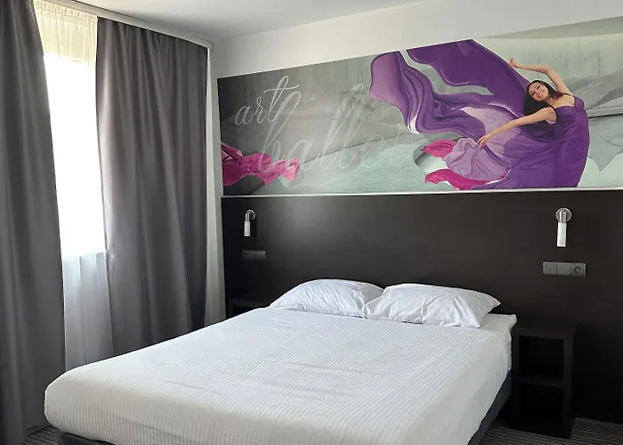 מלון B&B Hotel Bytom 3*