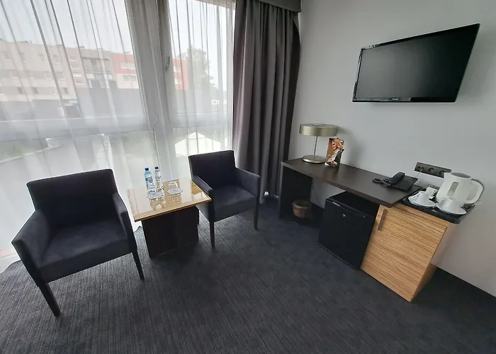 B&B Hotel Bytom מלון 3*