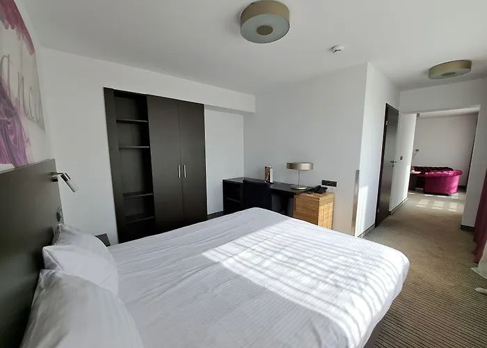 B&B Hotel Bytom Отель 3*