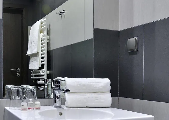 B&B Hotel Bytom Отель 3*